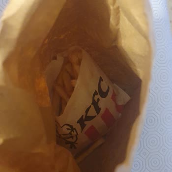 Yemeksepeti Ve KFC Nin Kalitesizliği