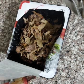 A101 Baştacı Et Dönerin Ekşi Olması