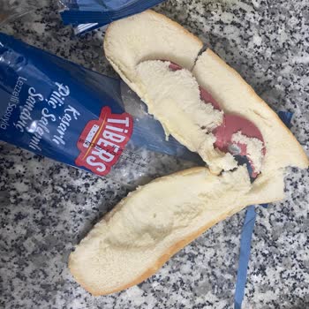 Tibers Sandviçte Küf Şoku!