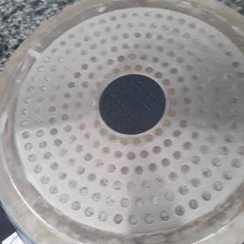 Karaca Züccaciye Karaca Pişmanlıktır. Paramızla Rezil Olduk.