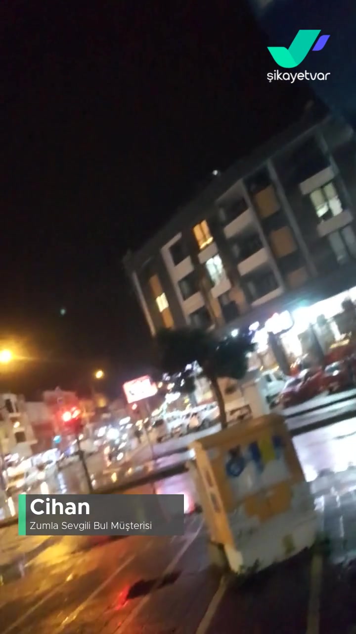 Zumla Sevgili Bul Mesaj Gitmiyor! videonun kapak resmi