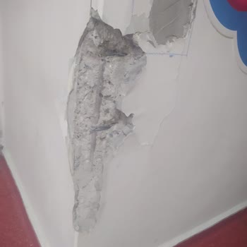 Diyarbakır Çocuk Hastalıkları Hastanesi Çocuk Hastanesi Çok Bakımsız
