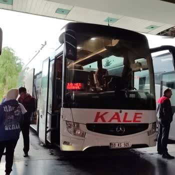 Kale Seyahat 9 Buçuk Saatlik Yolu Çok Mola Yaparak 12 Saatte Götüren Şoför
