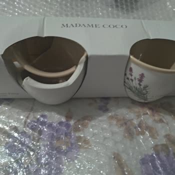 Madame Coco Lavender Penye Kupa Kırık Geldi