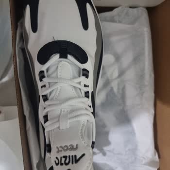 Sneaker Borsası Orijinal Olmayan Ürün Hiçbir Şekilde Değişim İade Yok