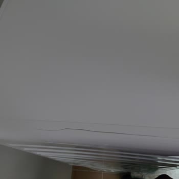 Hoover Kurutma Makinesi Üst Çıtası Çatlak