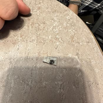 Samsonite Bir Ay Garantide Kalan Çantaya İşlem Yapmayıp Yolladı