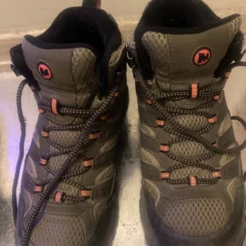 Merrell Footwear Kadın Botum Su Alıyor