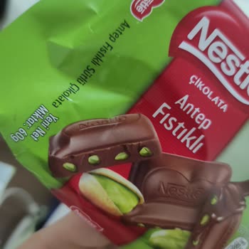 Nestle Fıstıklı Çikolata Değil Fıstıksız Çikolata