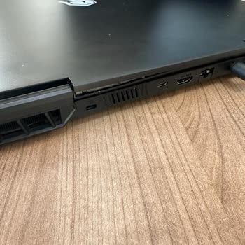 Monster Hayal Kırıklığı Menteşe Sorunu