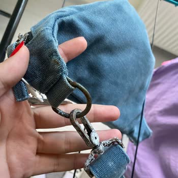 Pull And Bear Kanvas Çanta Kusuru