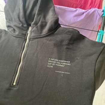 Pull And Bear Sweatshirt Islak Bir Şekilde Çıktı