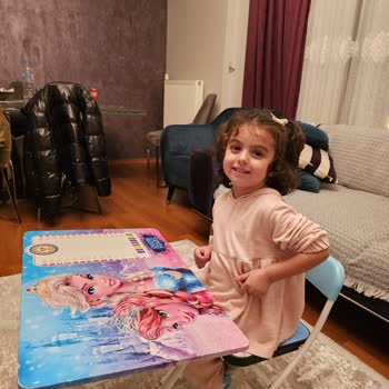 Trendyol Beren Oyuncak Masa Sandalye 2 Ayda Kırıldı