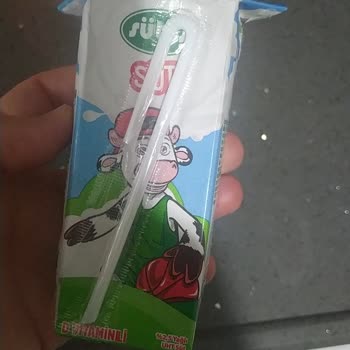Sütaş Küçük Kutu Süt Bozuk Çıktı