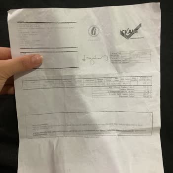 Denizli Forum Vodafone Mağazası Orijinal Olmayan Apple Şarj Kablosu