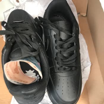 Sneakersoldcom Da Görüşecek Muhatap Bulamıyorsun