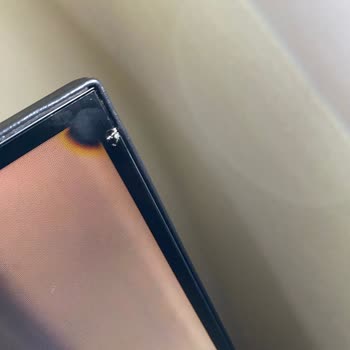 Migros Axen TV Kırık Çıktı