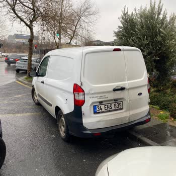 Getir Çalışanları Yol Kapatıp Küfür Ediyor