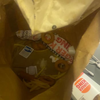 Samsun Atakum Mimar Sinan Burger King Yanlış Eksik Ve Erimiş Sipariş