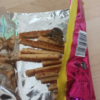 Eti Gıda Eti Susamlı Çubuk Krakerden Pislik Çıktı