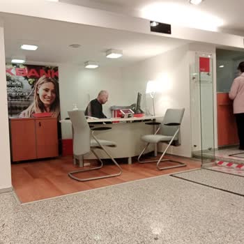 Akbank Bekletiyorlar Devamlı Olarak