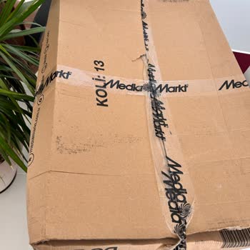 Yurtiçi Kargo-açılmaya Çalışılmış Ezik Kutuda Bilgisayar Siparişi