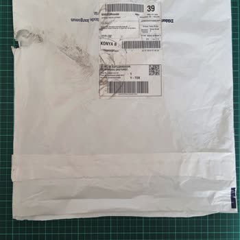 U. S. Polo Assn. Den Aldığımız Kazağın Delik Teslim Edilmesi