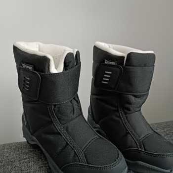 Decathlon Tek Ayağa Uygun Bot Gönderdi