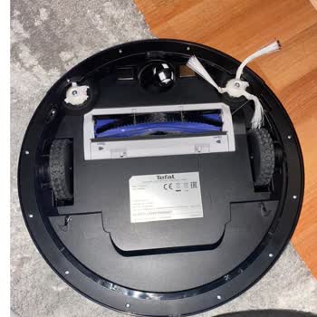 My Tefal Robot Vacuum's Head Broke in Less Than a Year