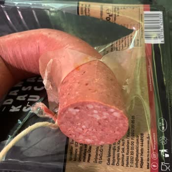 Başyazıcı Sucuk Bozuk Tat Ve Piliç Sucuğuna Benzemesi.