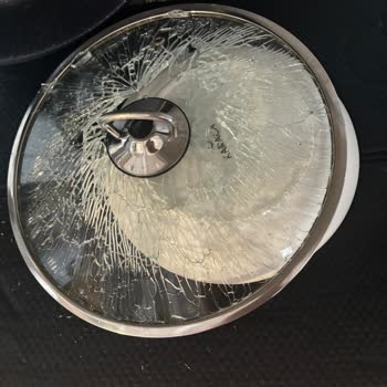 Karaca Züccaciye Karaca Tenceremin Kapağı Patladı Ve Hasarımın Karşılığı 100 TL Verildi