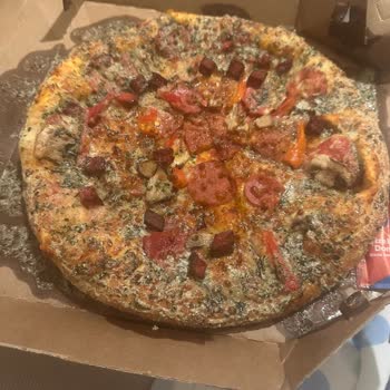 Domino's Pizza Müşteriyle Alay Ediyor