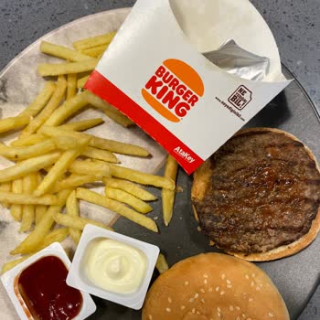 Burger King Isırılmış Hamburger Gönderdi