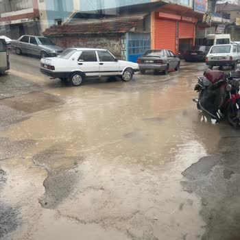 Kırıkkale Belediyesi Yol Bozuk Çukur Çok