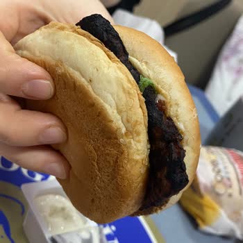Burger King Yanık Köfteler Ve Bayat Ekmek