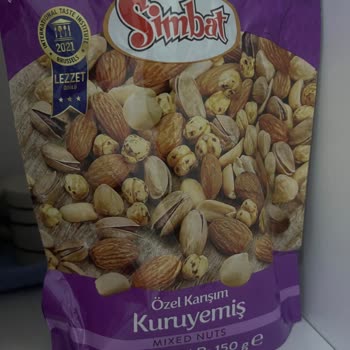 Simbat Kuruyemiş Ödüllü Kuruyemişte Şaşırtan İp Parçası!
