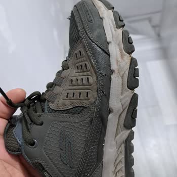 Sketchers İn Outdor Diye Sattığı Ayakkabı