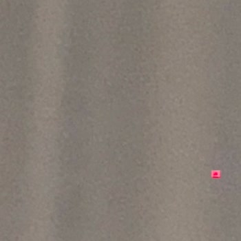 iPhone 15 Pro Kamerada Kırmızı Mor Noktalar