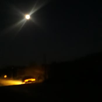 Aydem Perakende Ay Buluta Girdiği Sokak Lambası Yanmıyorsa 'ne Yapalım