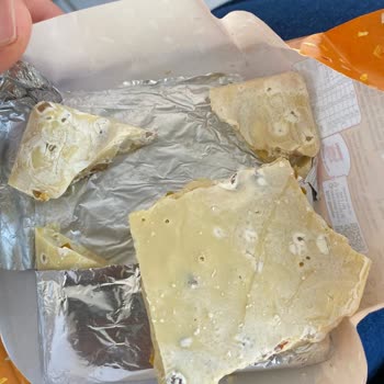 Nestle Çikolata Bozuk Olmasına Rağmen Firma Suçu Markete Atıyor