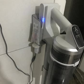 Samsung VS7000 Şarjlı Dik Süpürge