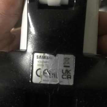 Samsung VS7000 Şarjlı Dik Süpürge