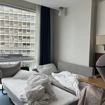 İzmir Kordon Otel Pasaport Şikayeti Ve Para İadesi İstiyorum