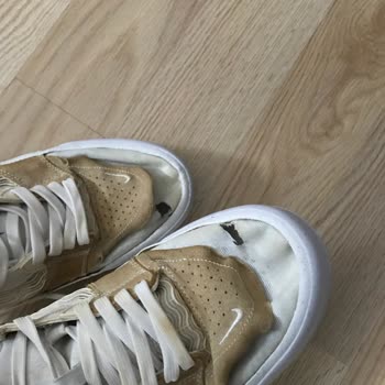 Deterioration in Nike Shoe Quality Following Cleaning