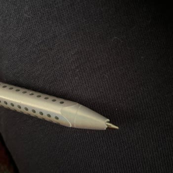 Faber Castell Uç Plastik Kısmı Kırıldı