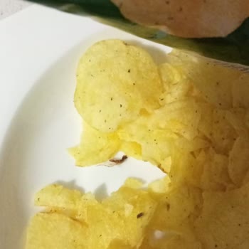 Lays Cipsin İçinden Çıkan Böcek