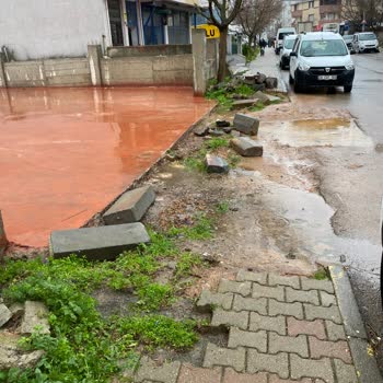 Ataşehir Belediyesi Kaldırımlar İşgal Edilmesin İş Yerleri Ve İnşaatlar Tarafından