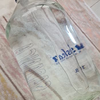 Fuska Paslı Ve Poşet Parçalı Cam Damacana Verildi.