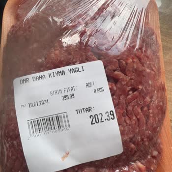 DMR Gıda Pis Eldivenle Kıyma Satışı