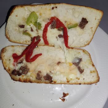 Domino's Pizza Bildiğin Boş Ekmek